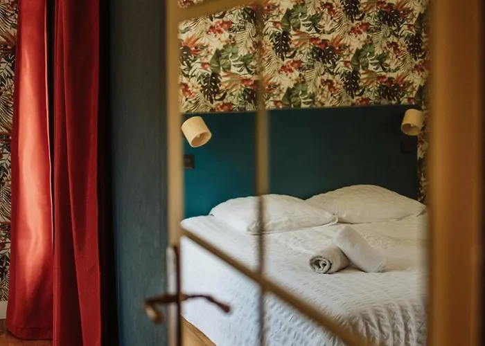 La Cour Aux Puits 펜션 *