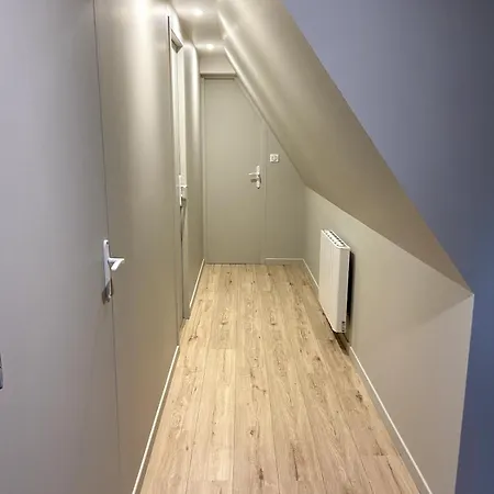 La Cour Aux Puits * أونفلور