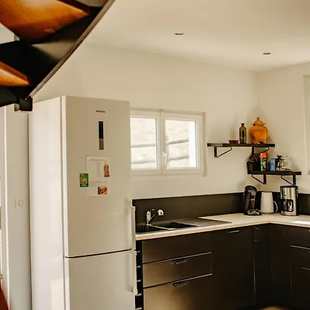 La Cour Aux Puits أونفلور